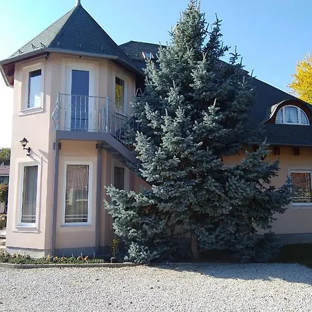 Castelinho Apartmanhaz *