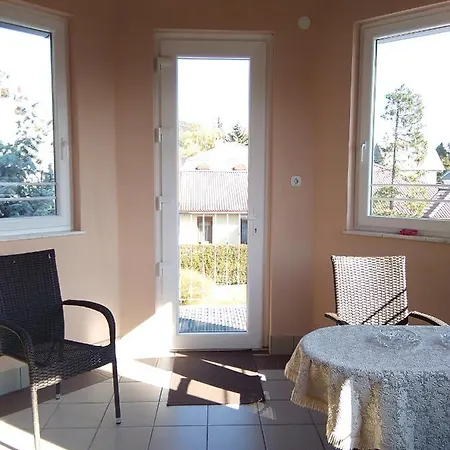 Castelinho Apartmanhaz Lejlighed Gyenesdiás